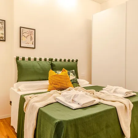 Pina Colada - Nuovo In Pieno Centro Storico